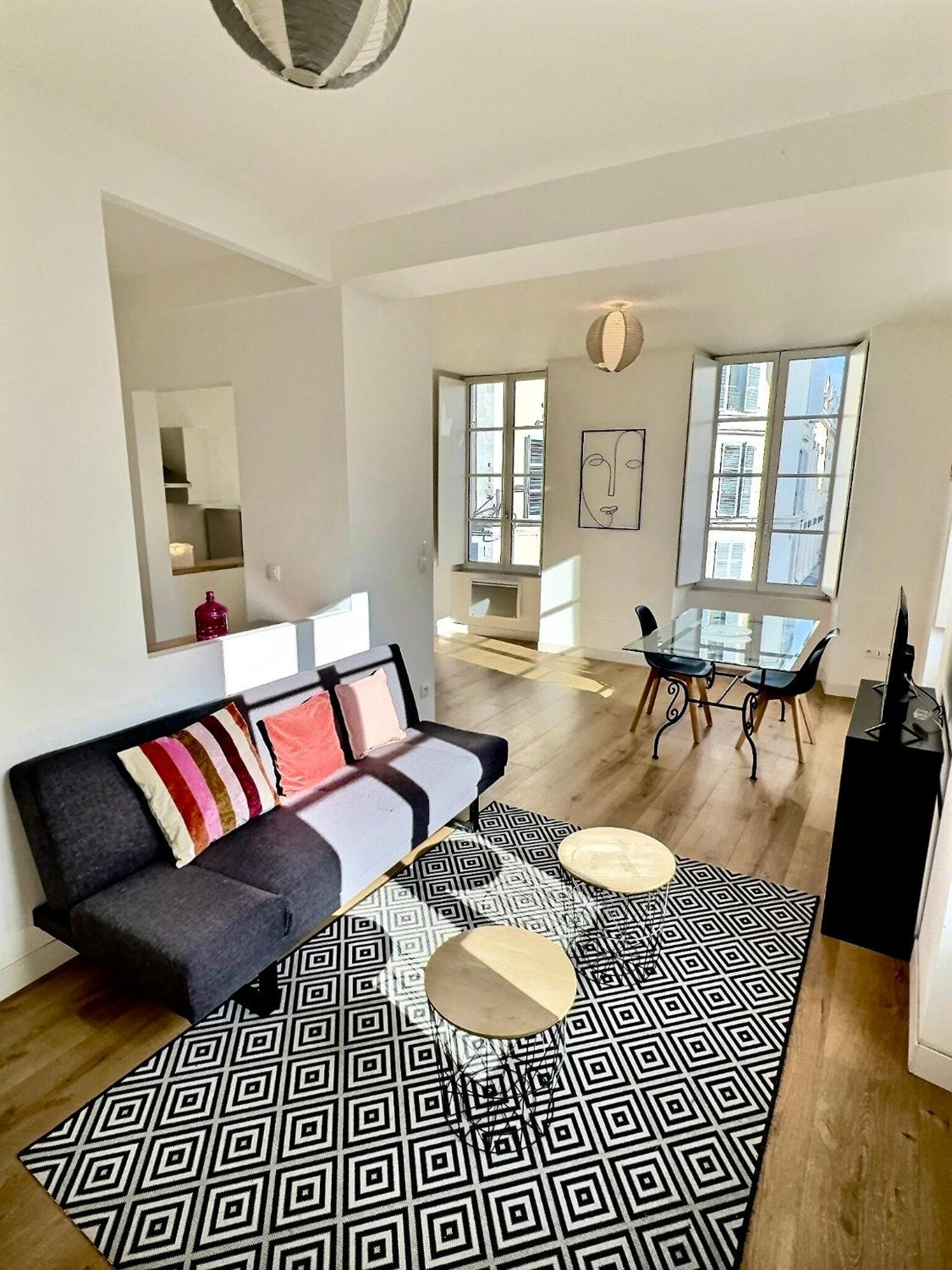 Wonderhost, Au Coeur Du Quartier Du Chateau Pau Extérieur photo